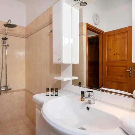 Villa Piper - Pool - Jacuzzi - Sea View - Near The Beach Chania  Exterior photo